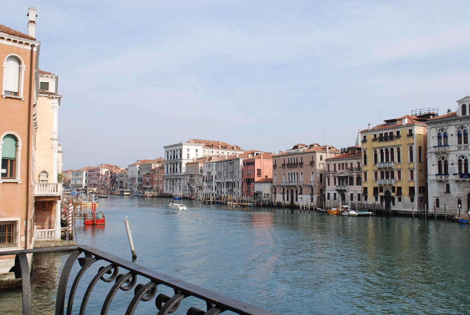 Hotel Palazzo Barbarigo Sul Canal Grande Венеция Экстерьер фото